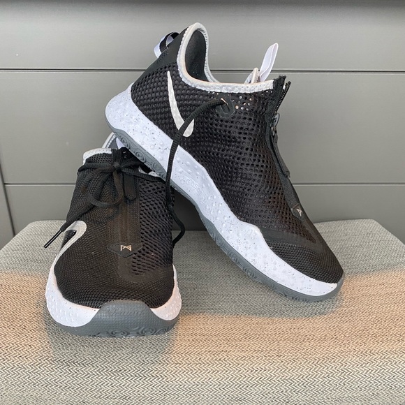 Nike PG 4 basketball shoes. - Picture 1 of 5